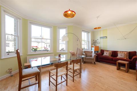 2 bedroom apartment for sale, Crossfield Road, London, NW3