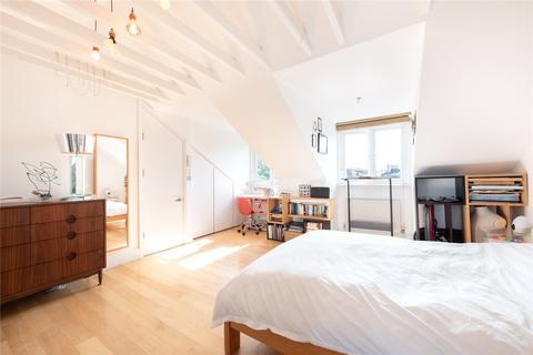 2 bedroom apartment for sale, Crossfield Road, London, NW3