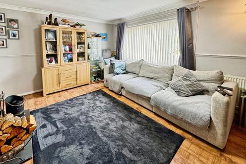 3 bedroom semi-detached house for sale, Tynrhos Estate, Caergeiliog, Anglesey, LL65