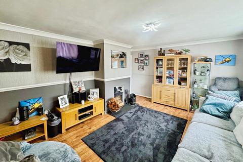 3 bedroom semi-detached house for sale, Tynrhos Estate, Caergeiliog, Anglesey, LL65