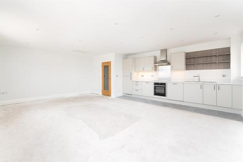 2 bedroom flat for sale, Polebarn Road, Trowbridge BA14