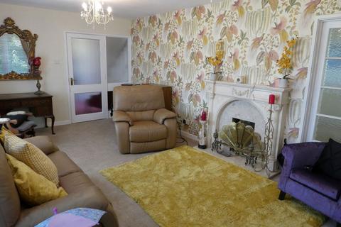4 bedroom detached house for sale, Wychwood Gardens, Banbury