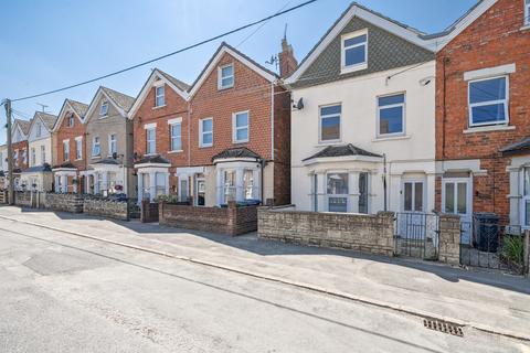 51 Station Road, Purton, Swindon, SN5 4EL