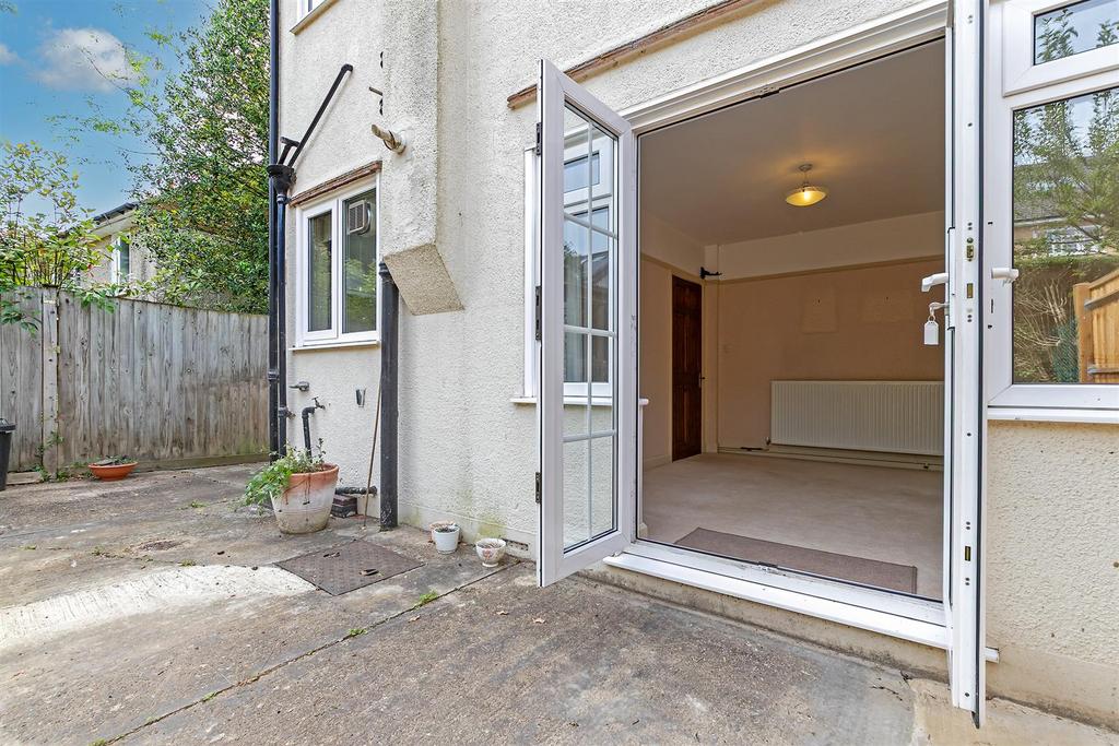 48 Francis Ave-26.jpg