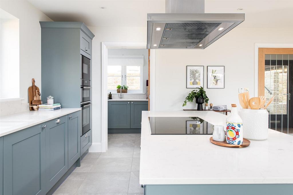 Kitchen 4.jpg