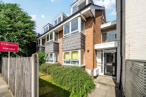 undefined, Station Road, Teddington, TW11