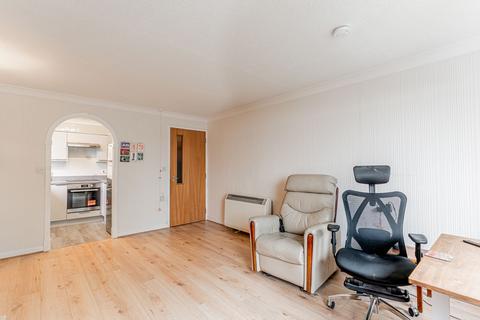 2 bedroom retirement property for sale, Strathmore Court, 20 Abbey Drive, Jordanhill, Glasgow, G14 9JX