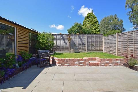 45 Churchfields Close, Bromsgrove, B61 8EE