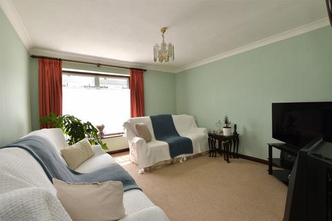 3 bedroom terraced house for sale, Dordells, Basildon, Essex