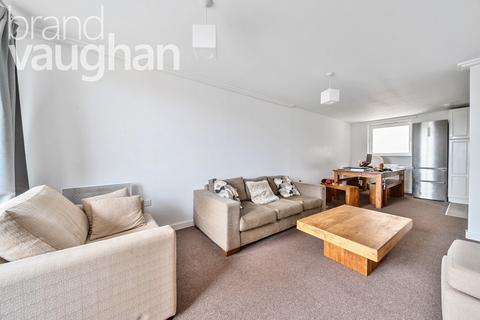 2 bedroom flat to rent, Kingscote Way, Brighton, East Sussex, BN1