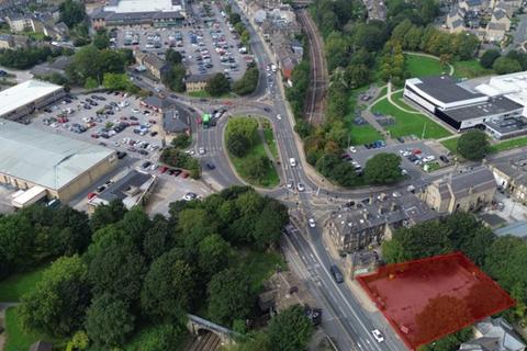 Office to rent - 1D Leeds Rd Guiseley LS20 9NA