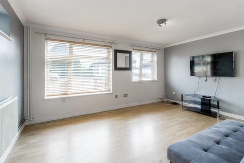 4 bedroom semi-detached house for sale, Limehurst Close, Northampton, NN5