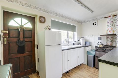 3 bedroom detached house for sale, Main Road, Gedling NG4