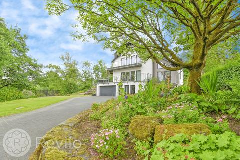 4 bedroom detached house for sale, Blackstone Edge Old Road, Littleborough, OL15