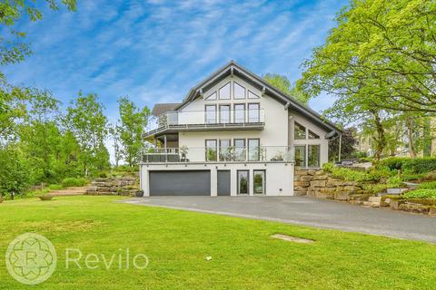 4 bedroom detached house for sale, Blackstone Edge Old Road, Littleborough, OL15