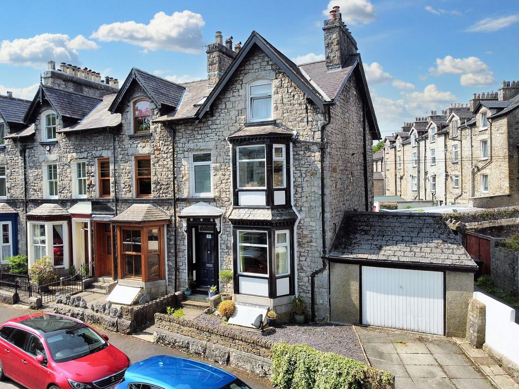 2 South Road, Kendal 4 bed end of terrace house for sale - £375,000