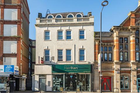 1 bedroom flat to rent, North End Road, Fulham, London, SW6