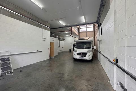 Industrial development to rent, Seymour St London SE18 6SS