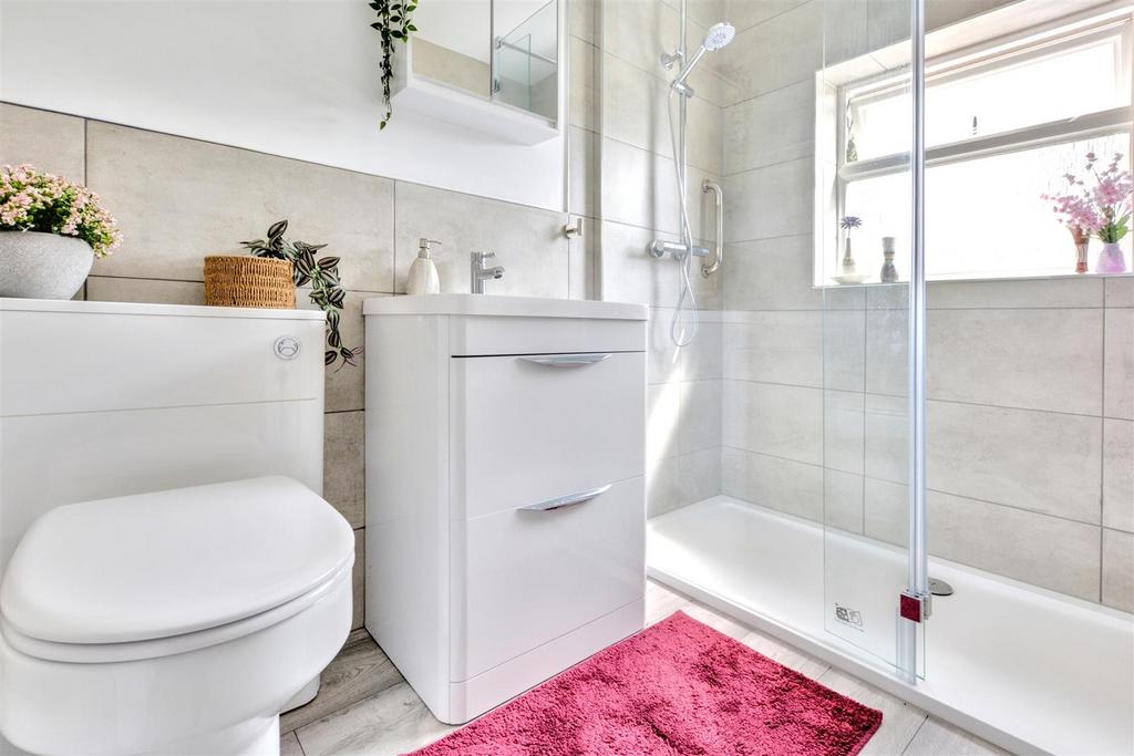 Shower Room 2.jpeg