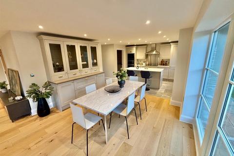 5 bedroom detached house for sale, Church Street, Hilperton BA14
