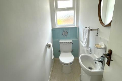 2 bedroom detached bungalow for sale, Hillview Road, Hythe