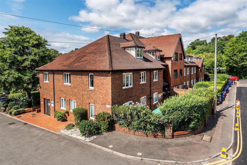 27-Holly-Court-9.jpg