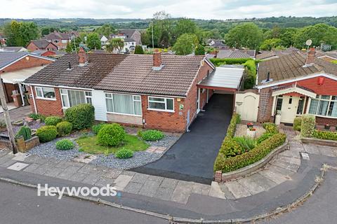 2 bedroom semi-detached bungalow for sale - Balmoral Close, Stoke-on-Trent, Staffordshire