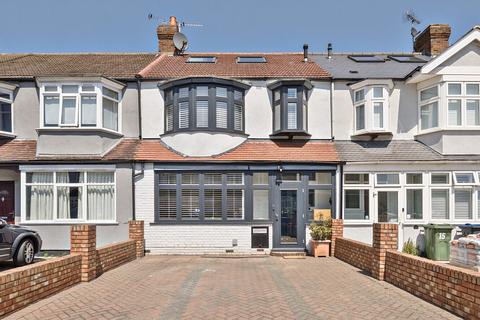 4 bedroom terraced house for sale, Crossway, Raynes Park, London, SW20