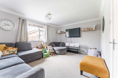 27 Church View, Harleston, IP20 9HR