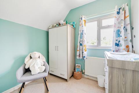 23 First Avenue, Dursley, GL11 4NW