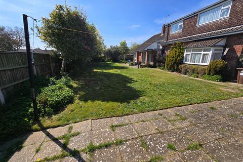 9 bedroom chalet for sale, Youell Avenue, Gorleston