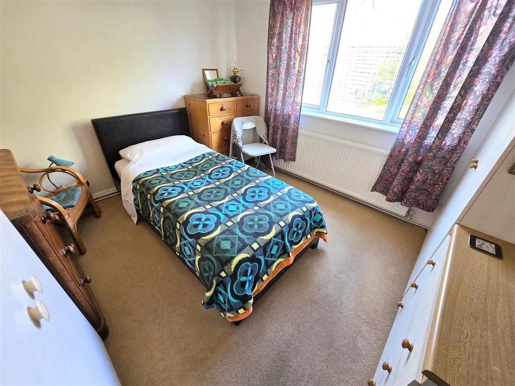 Bed 6