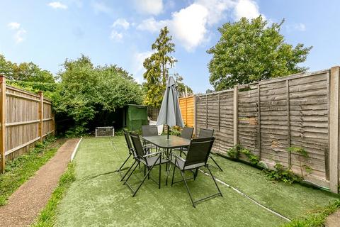 81 Aurelia Road, Croydon, CR0 3BF