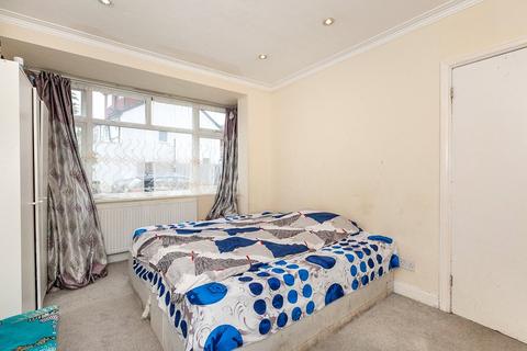 81 Aurelia Road, Croydon, CR0 3BF