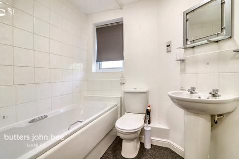17 Boatman Drive, Stoke-on-trent, ST1 5PD
