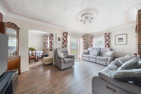 undefined, Mynyddcerrig, Llanelli