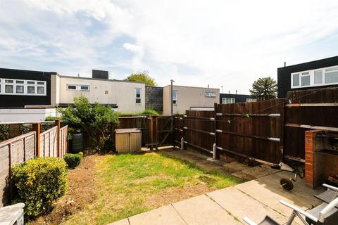 undefined, Monksgrove, Loughton