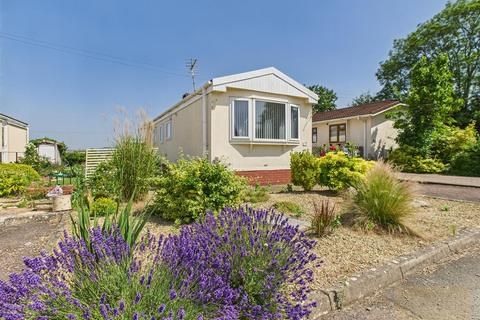 2 bedroom park home for sale, Gloucester Road, Tewkesbury