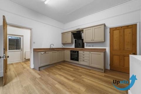 3 bedroom semi-detached house to rent, Sprites Lane, Pinewood. Ipswich.