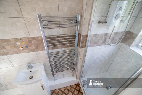 3 bedroom semi-detached house to rent, Woodside Road, Beeston, NG9 2TL