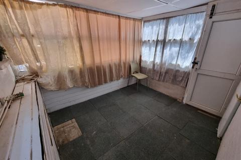 3 bedroom townhouse for sale, Harrington Street, Leicester, LE4
