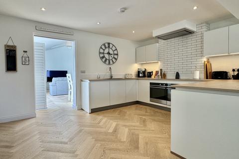 4 bedroom cottage for sale, Fernbank, Trevone, PL28
