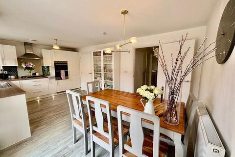 4 bedroom detached house for sale, Chequers End, Harwell, OX11