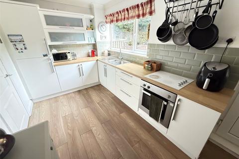182 Bek Road, Newton Hall, Durham, DH1 5LQ