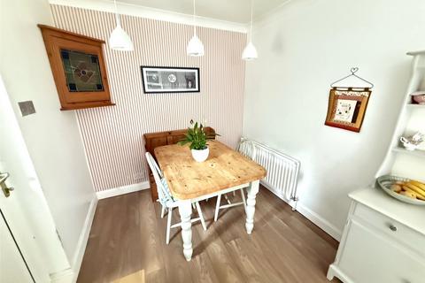 182 Bek Road, Newton Hall, Durham, DH1 5LQ
