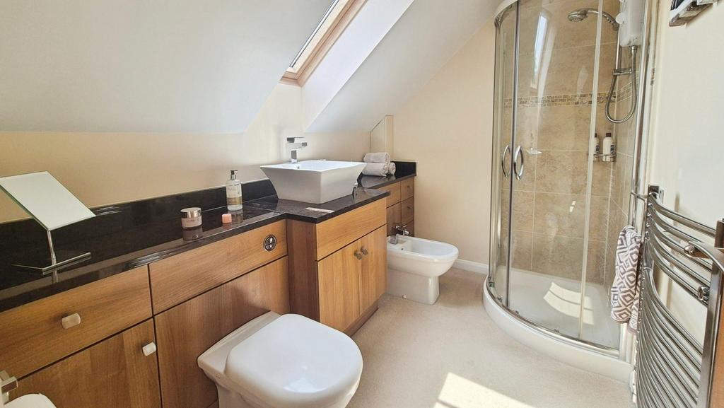 Ensuite