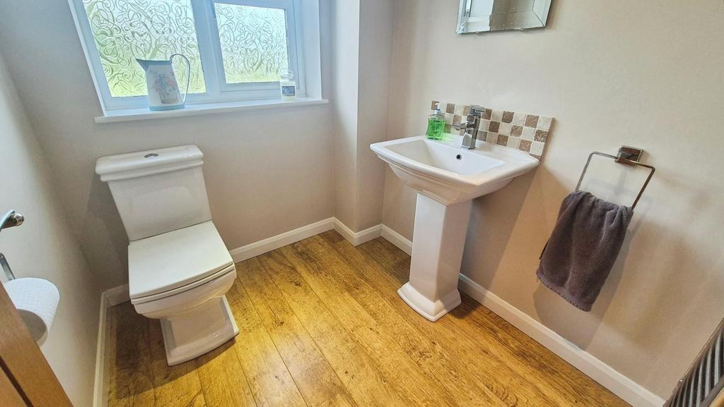 Guest cloakroom
