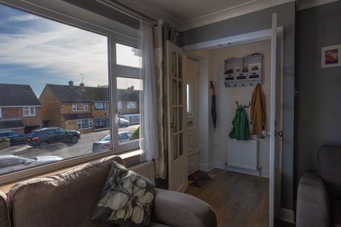 68 Grange Road, Romford, RM3 7DX