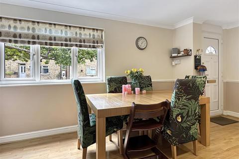 97 Teversham Drift, Cambridge, CB1 3LL