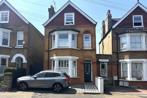4 bedroom link detached house for sale, Minerva Road, Kingston Upon Thames, KT1
